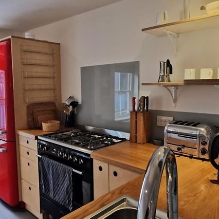 Spacious 2 Bedroom Apartment In The Heart Of Soho. Londen Buitenkant foto