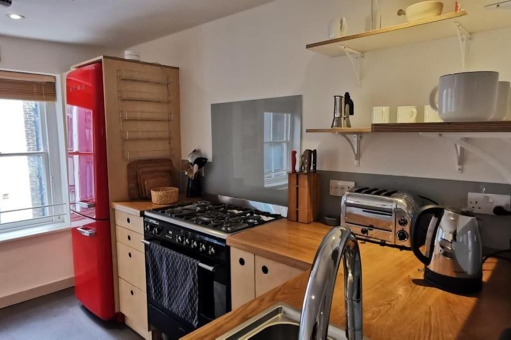 Spacious 2 Bedroom Apartment In The Heart Of Soho. Londen Buitenkant foto