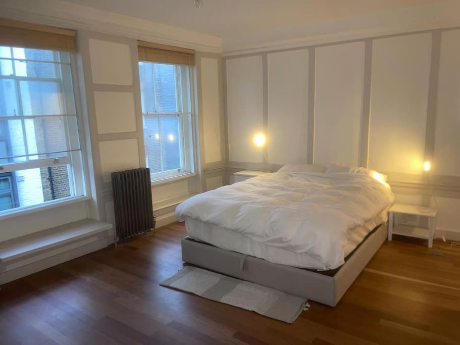 Spacious 2 Bedroom Apartment In The Heart Of Soho. Londen Buitenkant foto